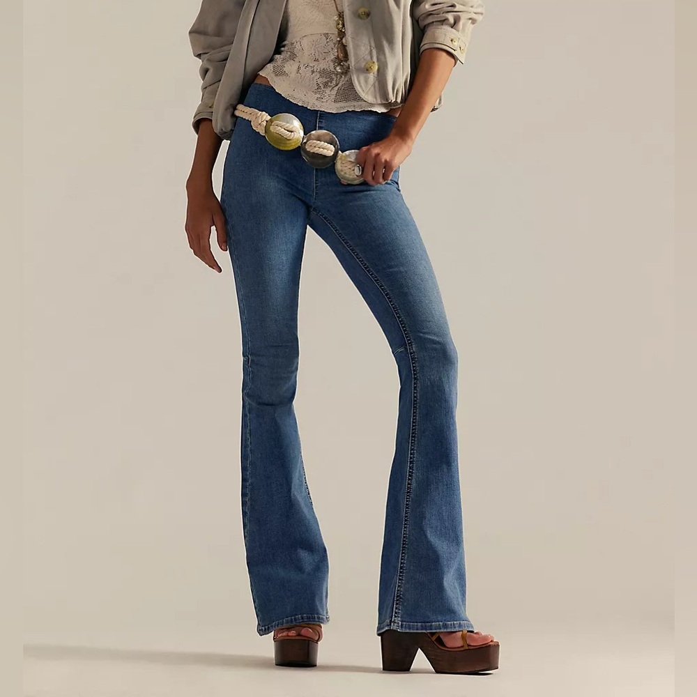 We the free penny pull on flare jeans size 28